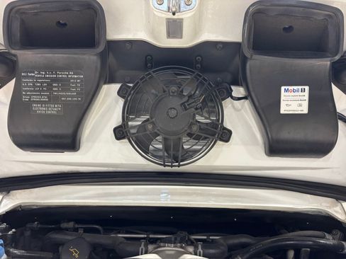 Used 2012 Porsche 911 Edition 918 Spyder AWD/4WD image 16