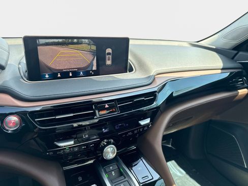 Used 2023 Acura MDX FWD w/ Technology Package image 24