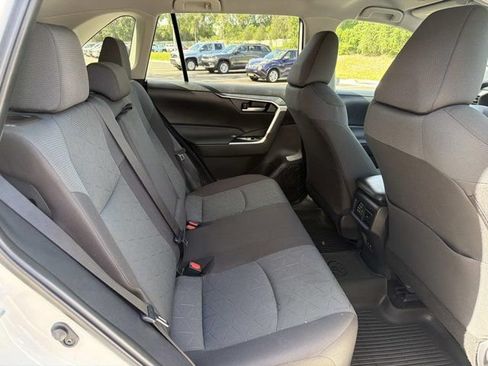 Certified 2025 Toyota RAV4 XLE FWD image 20