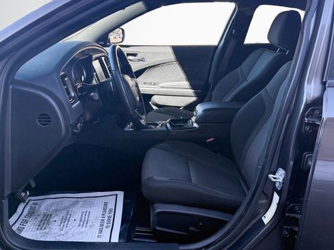 Used 2021 Dodge Charger SXT w/ Driver Convenience Group image 12