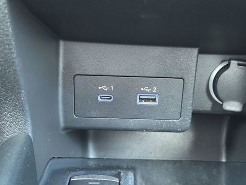 Used 2023 Nissan Kicks SR w/ SR Premium Package image 28