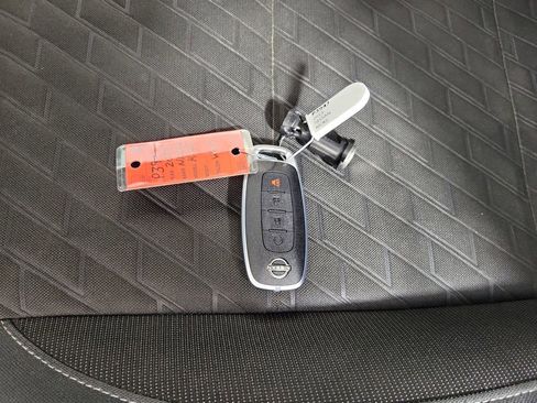 Used 2023 Nissan Kicks SV FWD image 27
