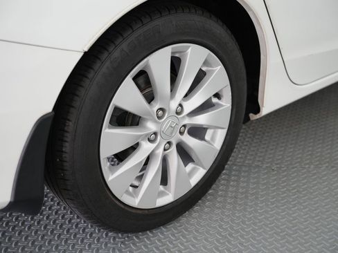 Used 2014 Honda Accord EX-L image 58