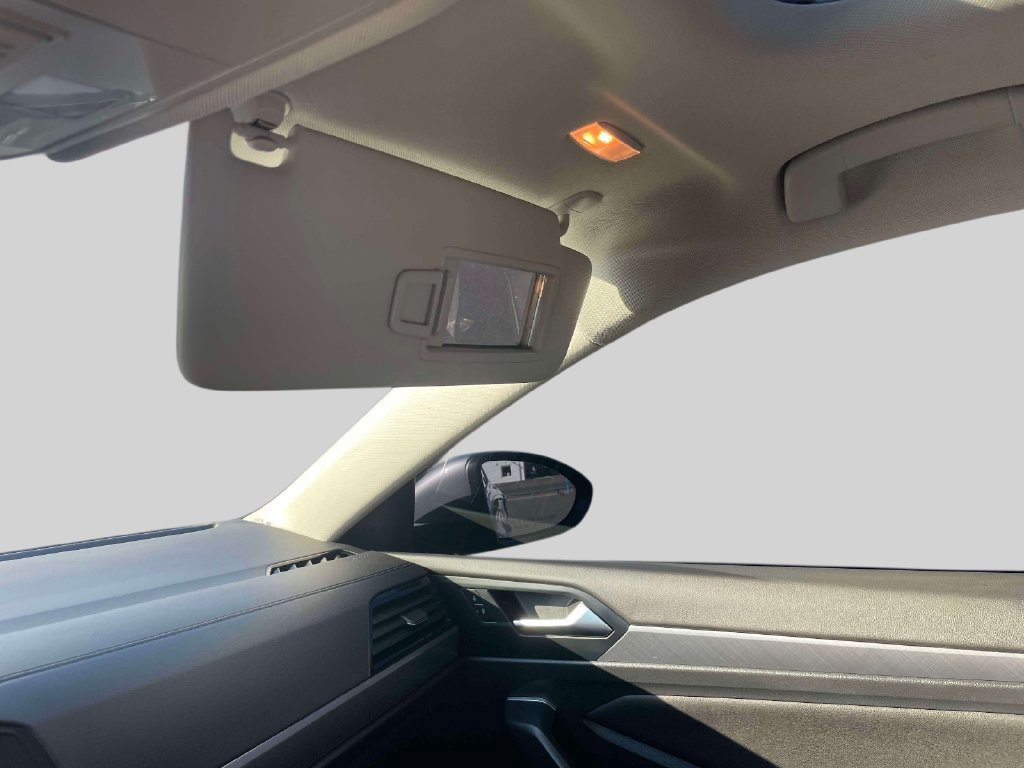 Used 2024 Volkswagen Jetta SE w/ Panoramic Sunroof Package FWD image 32