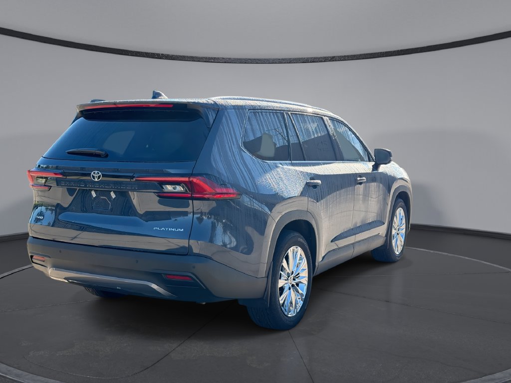 Used 2025 Toyota Grand Highlander AWD image 11