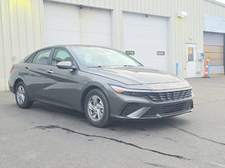 Used 2024 Hyundai Elantra SE FWD video 1