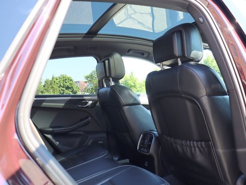 Used 2024 Porsche Macan GTS AWD/4WD image 16