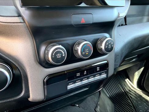 Used 2019 RAM 2500 Tradesman AWD/4WD image 33