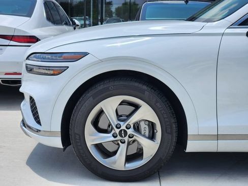 Used 2026 Genesis GV70 2.5T AWD/4WD image 6