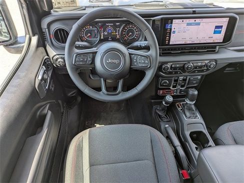 New 2025 Jeep Gladiator Rubicon w/ Convenience Group image 16