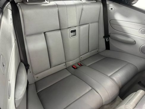 Used 2009 BMW 135i Convertible image 42