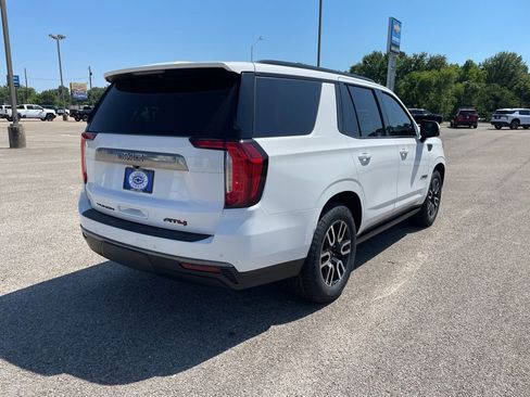 Used 2021 GMC Yukon AT4 w/ AT4 Premium Plus Package AWD/4WD image 5