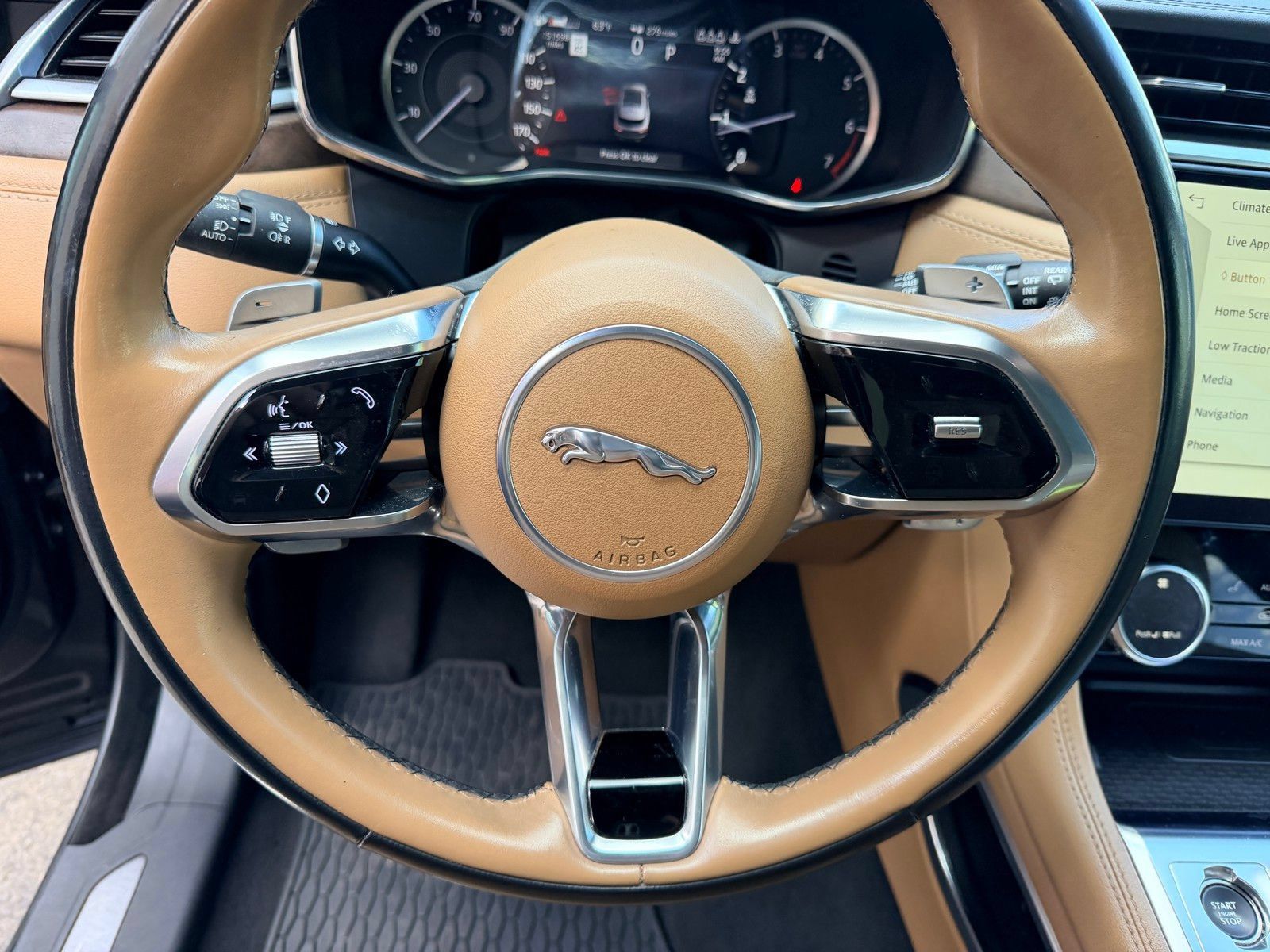Used 2023 Jaguar F-PACE S AWD/4WD image 14