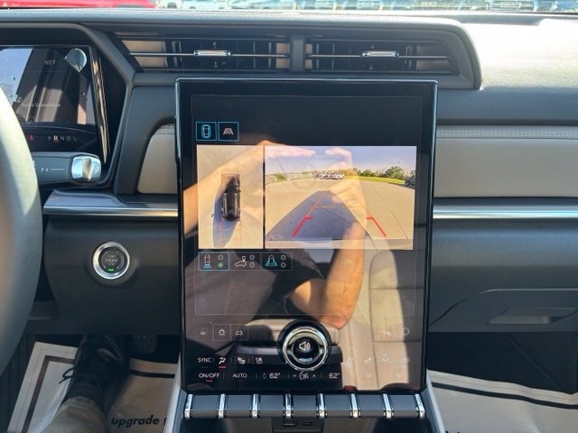 Used 2026 GMC Terrain Elevation w/ Elevation Premium Package AWD/4WD image 18