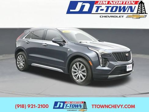 Used 2019 Cadillac XT4 Premium Luxury FWD image 1