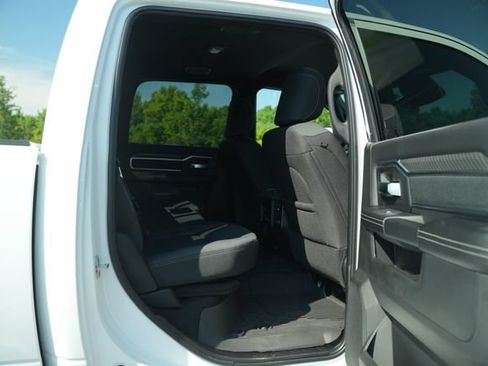 New 2026 RAM 2500 Big Horn AWD/4WD image 19