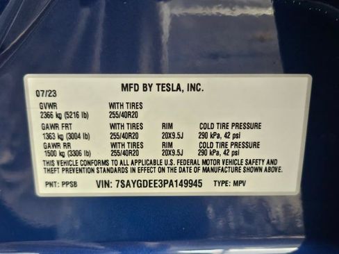 Used 2023 Tesla Model Y AWD image 36