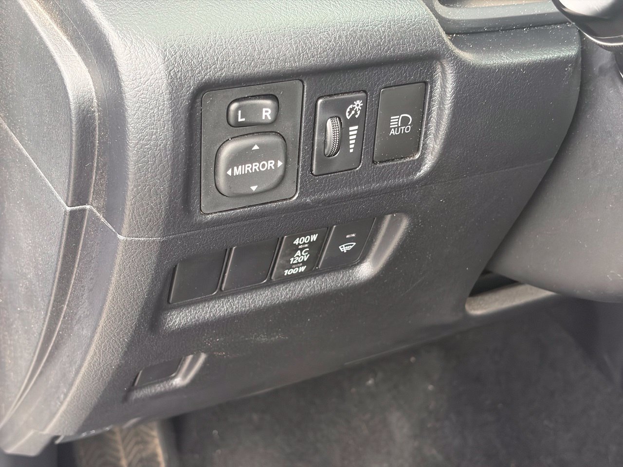Used 2024 Toyota 4Runner SR5 AWD/4WD image 7