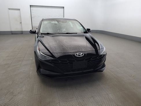 Used 2023 Hyundai Elantra SEL w/ Cargo Package image 14