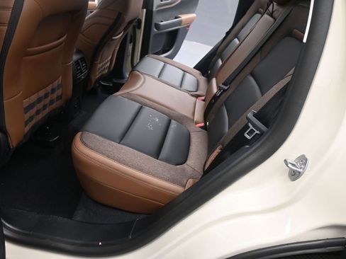 New 2025 Ford Bronco Sport Outer Banks image 6