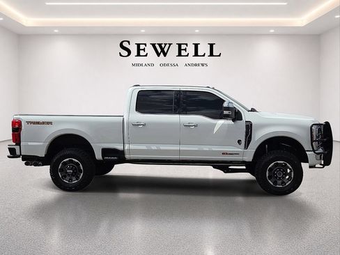 Used 2024 Ford F250 Platinum w/ Tremor Off-Road Package AWD/4WD image 5