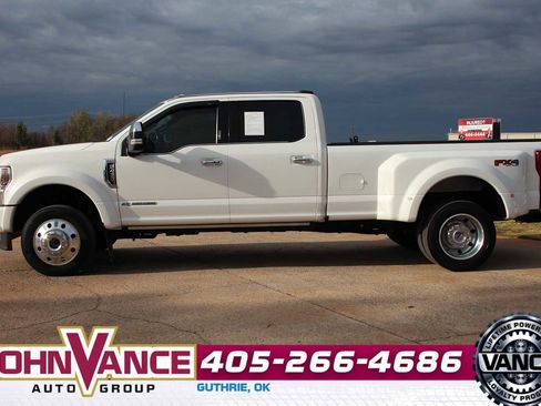 Used 2022 Ford F450 Platinum w/ FX4 Off-Road Package image 5