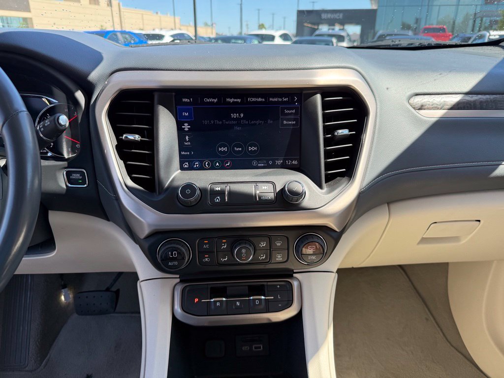 Used 2023 GMC Acadia Denali AWD/4WD image 13