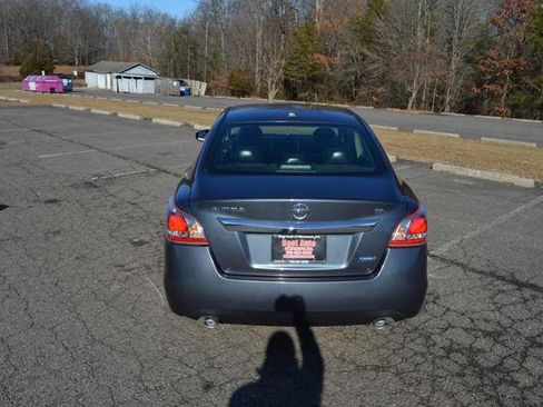 Used 2013 Nissan Altima 2.5 SL w/ Technology Pkg image 11