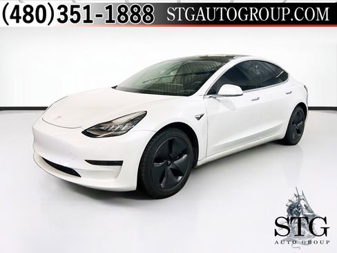 Used 2020 Tesla Model 3 Standard Range image 1