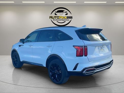 Used 2023 Kia Sorento SX AWD/4WD image 5