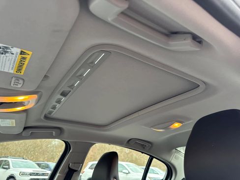 Used 2017 Volvo S60 T5 Inscription w/ Convenience Package image 15