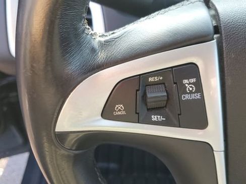 Used 2017 GMC Terrain SLE w/ Convenience Package image 9