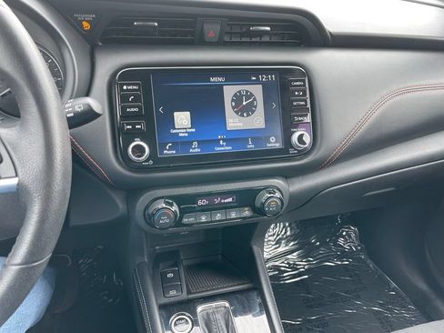 Used 2024 Nissan Kicks SR FWD image 10