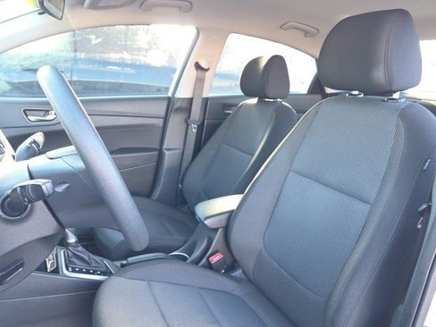 Used 2022 Hyundai Accent SEL w/ Cargo Package image 5