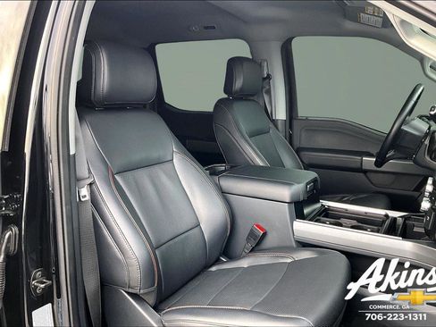 Used 2023 Ford F250 Lariat w/ Chrome Package image 19