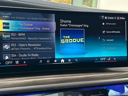 Used 2023 BMW i7 xDrive60 AWD/4WD image 20