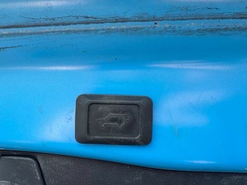 Used 2019 Toyota RAV4 XLE w/ Convenience Package AWD/4WD image 14