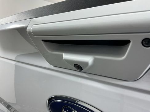 Used 2020 Ford F150 Lariat w/ Equipment Group 502A Luxury AWD/4WD image 9