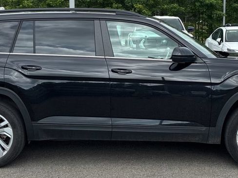 Used 2023 Volkswagen Atlas SE w/ Panoramic Sunroof Package FWD image 5