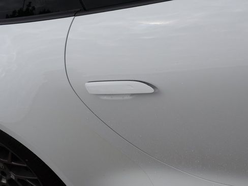 Used 2024 Porsche 911 Carrera T image 16