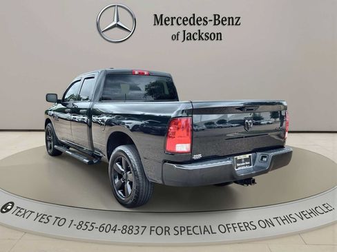 Used 2018 RAM 1500 Express w/ Black Ram 1500 Express Group AWD/4WD image 6