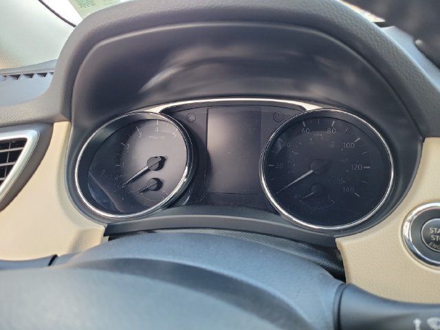 Used 2016 Nissan Rogue SL FWD image 28