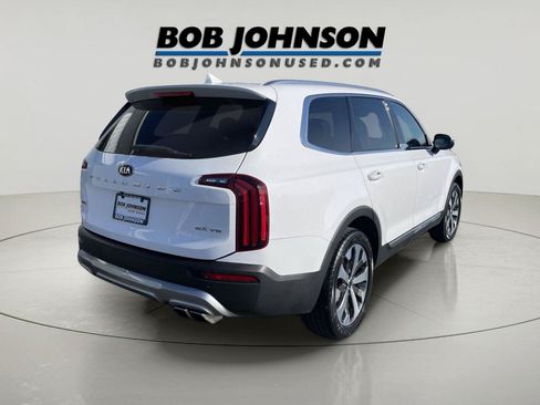 Used 2021 Kia Telluride EX w/ EX Premium Package AWD/4WD image 3
