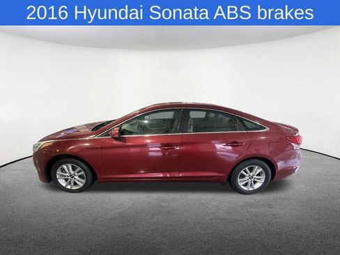 Used 2016 Hyundai Sonata SE image 13