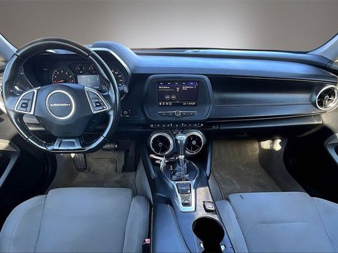 Used 2020 Chevrolet Camaro LT image 7