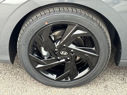 New 2026 Hyundai Elantra Sport FWD image 20