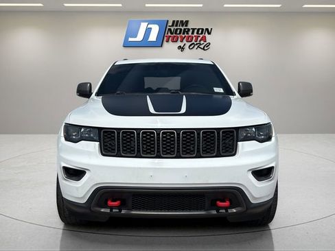 Used 2017 Jeep Grand Cherokee Trailhawk AWD/4WD image 2