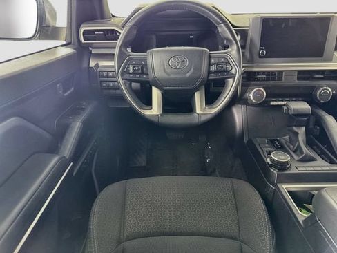 Certified 2025 Toyota 4Runner SR5 AWD/4WD image 22