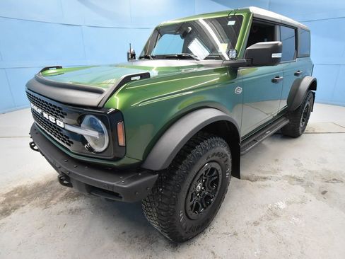 Used 2024 Ford Bronco Wildtrak AWD/4WD image 31