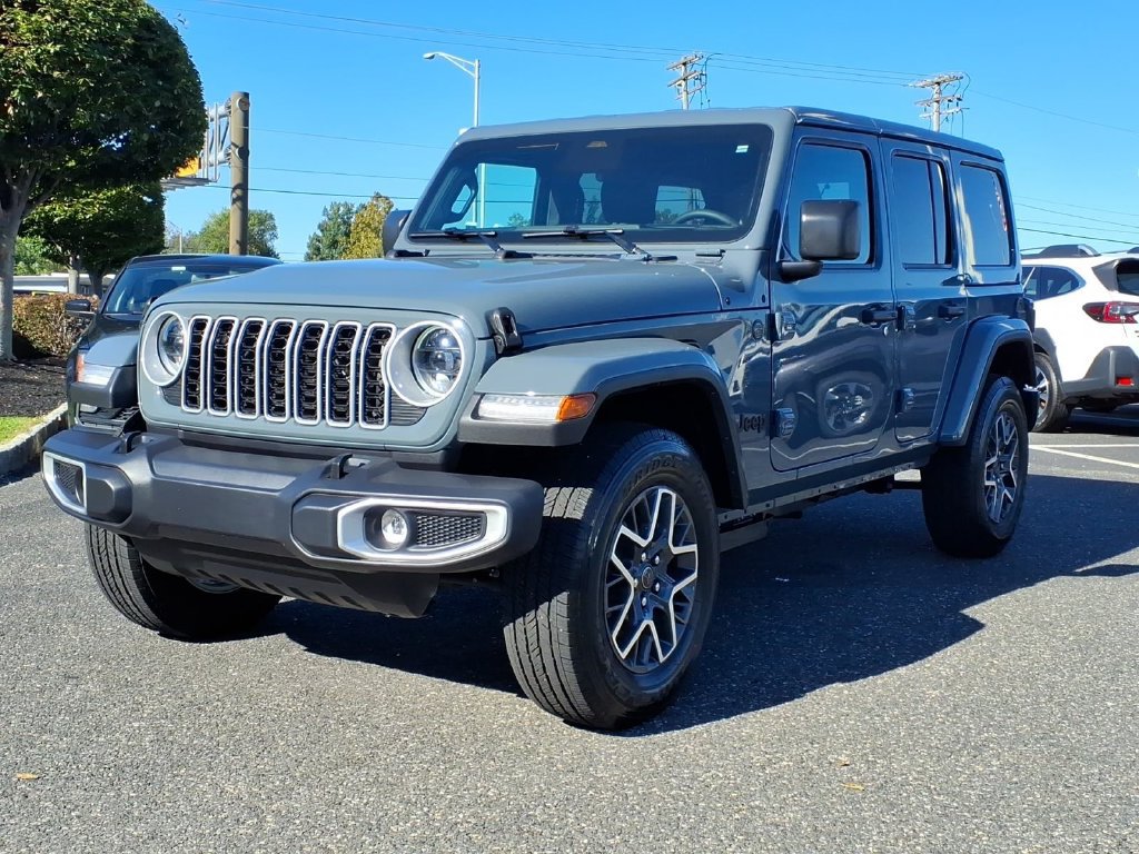 Certified 2026 Jeep Wrangler Unlimited Sahara AWD/4WD image 3